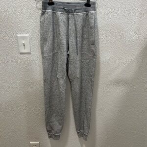Small light grey lululemon joggers.